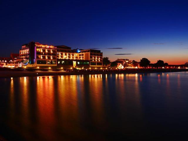 Bayside Ξενοδοχείο Scharbeutz Εξωτερικό φωτογραφία